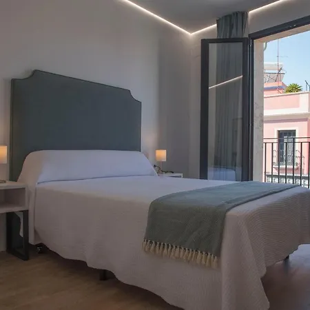 Gm Hotel 2*