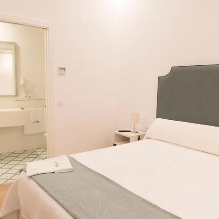 Gm Hotel 2*